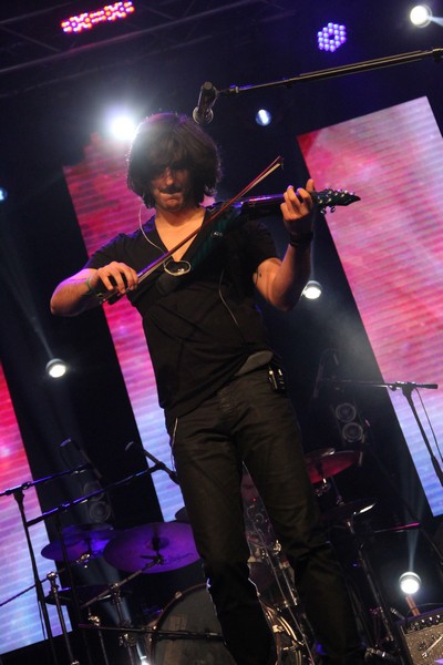 Avo Demirdjian in Concert